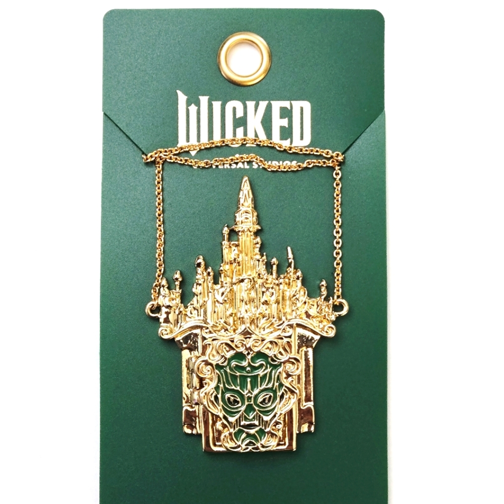 Universal Studios Exclusive Wicked Emerald City Royal Palace Necklace NWT